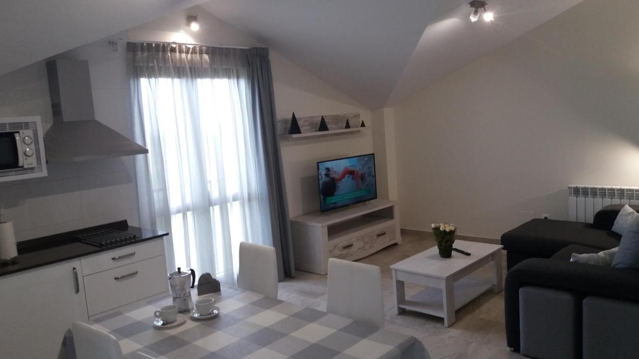 Apartamentos La Pradera De Isla Plana Exterior foto